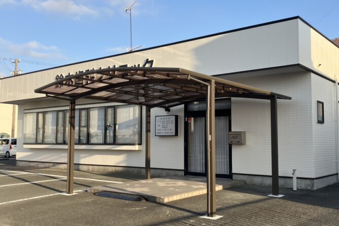 アプローチ部屋根施工完了